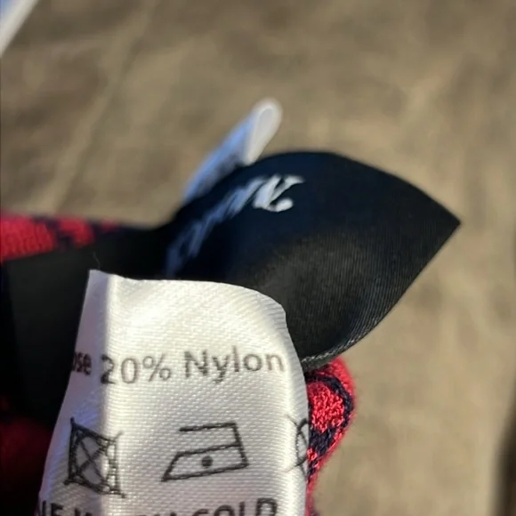 modcloth x Colectif Women’s sweater Med Deep V Neck scoop back Red Blue Floral - Picture 6 of 9